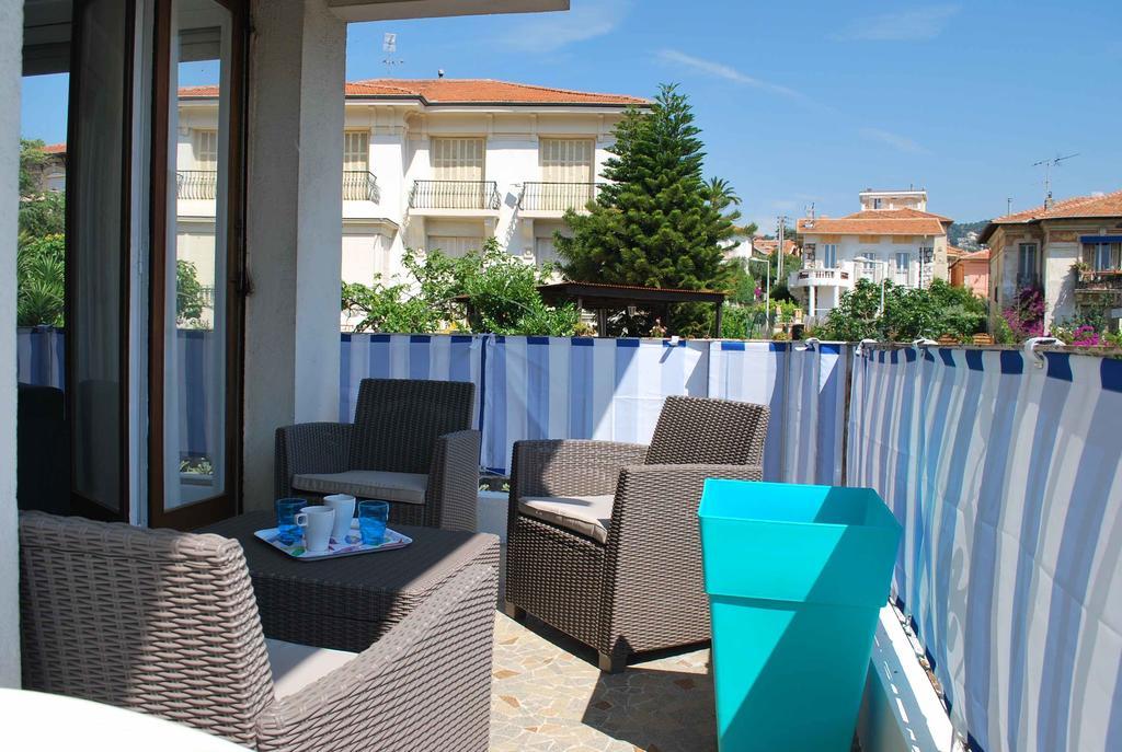 Grand Appartement Terrasse Parking Nice Exterior photo